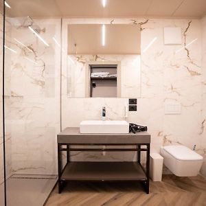 Junior Suite Spa Bath